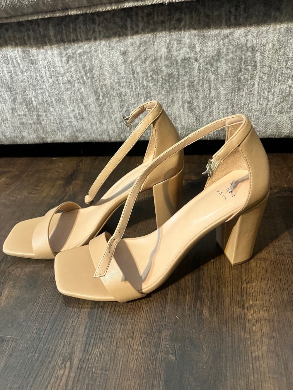 Nude Block heel sandals